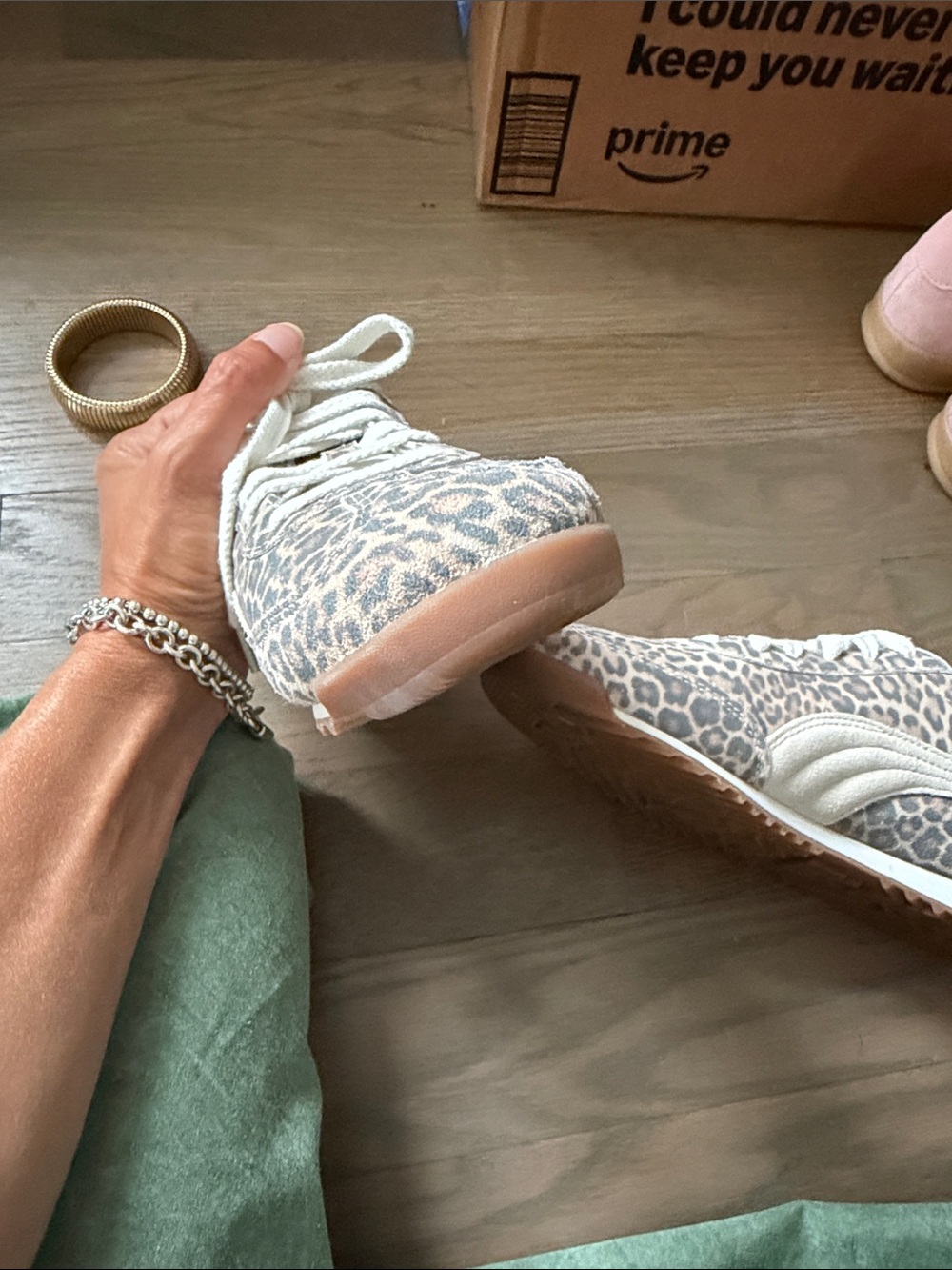Puma Arizona Women's Leopard Print Sneakers in Beige and Cream - Picture 4 of 6